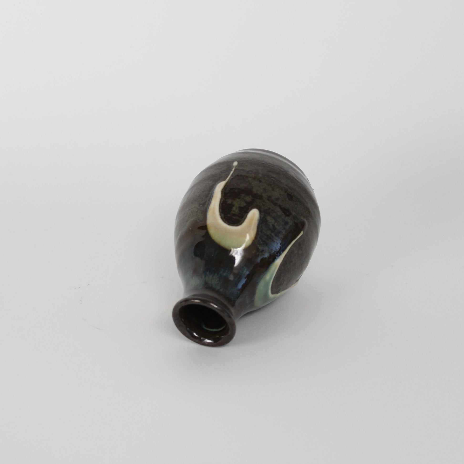 Japanese Onta-Yaki Ceramic Vase