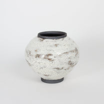 Korean Buncheong Ceramic Crackle Hangari Jar