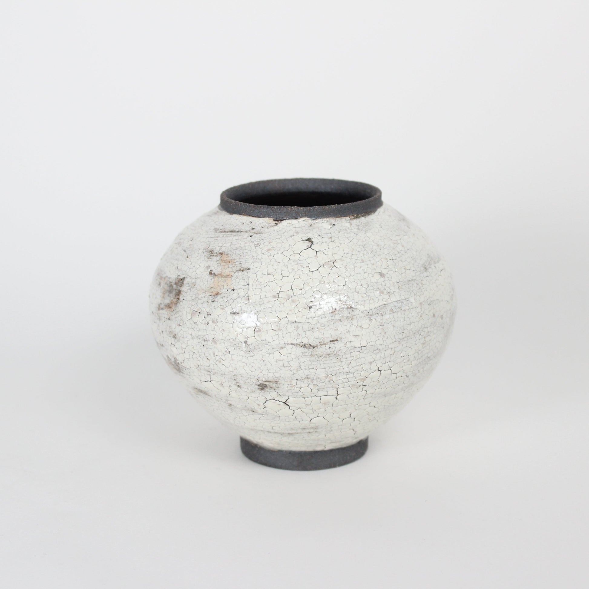 Korean Buncheong Ceramic Crackle Hangari Jar