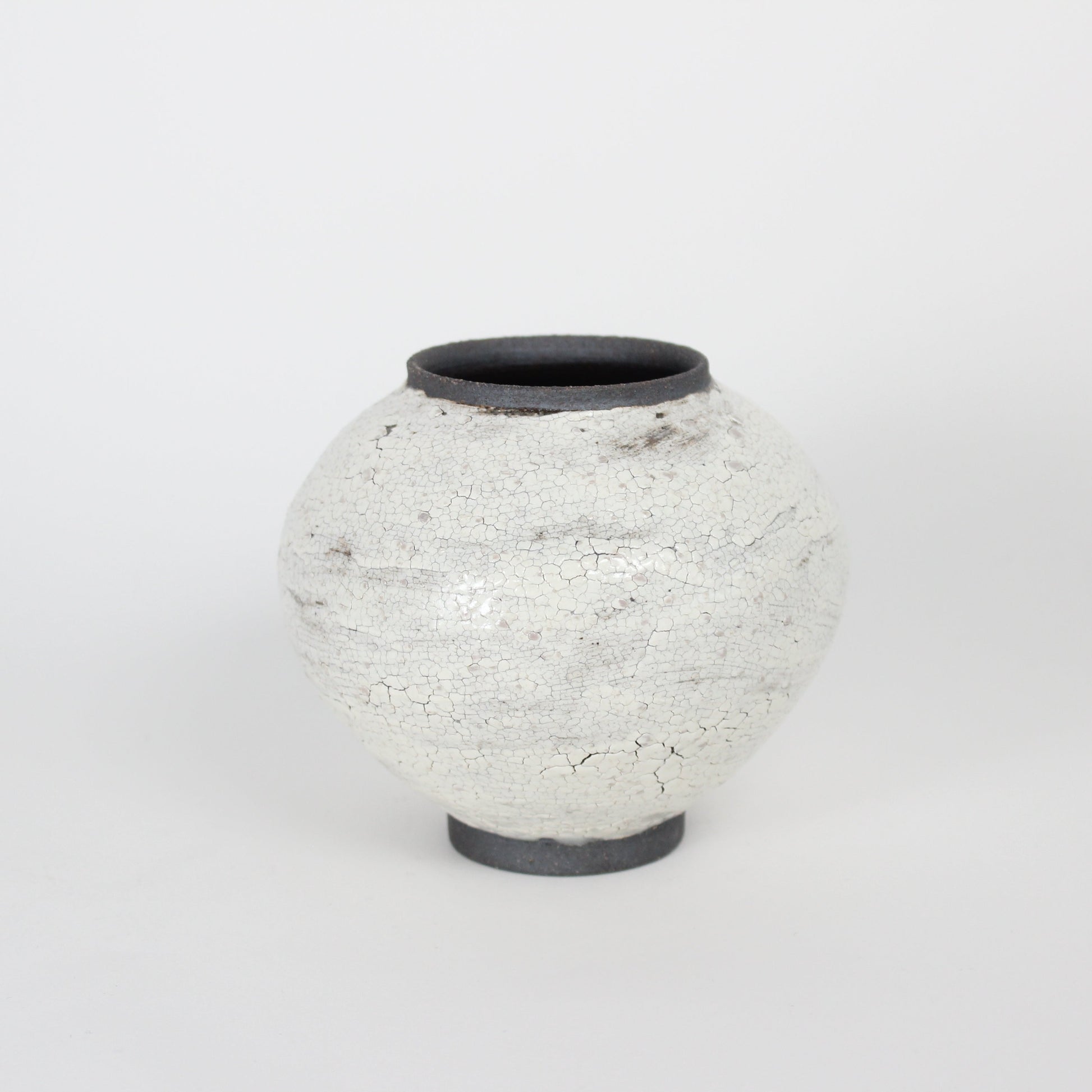 Korean Buncheong Ceramic Crackle Hangari Jar