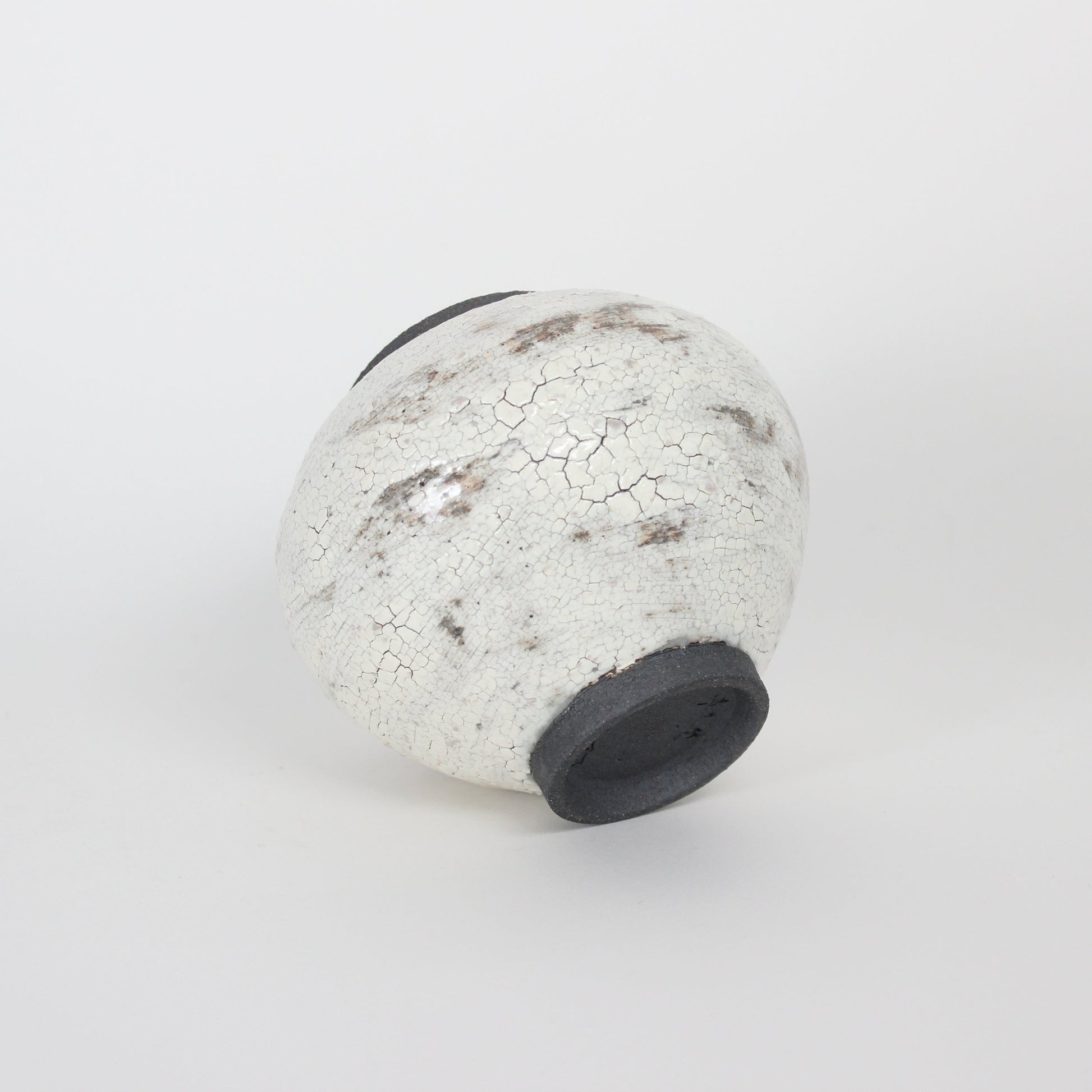 Korean Buncheong Ceramic Crackle Hangari Jar