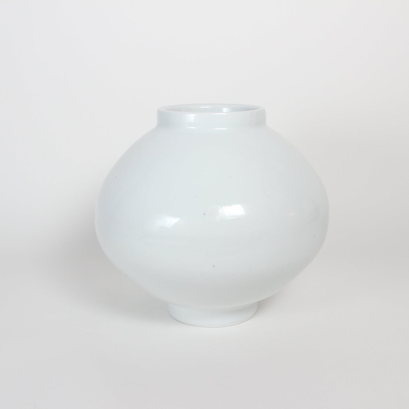 Korean Baekja Porcelain Dalhangari Moon Jar