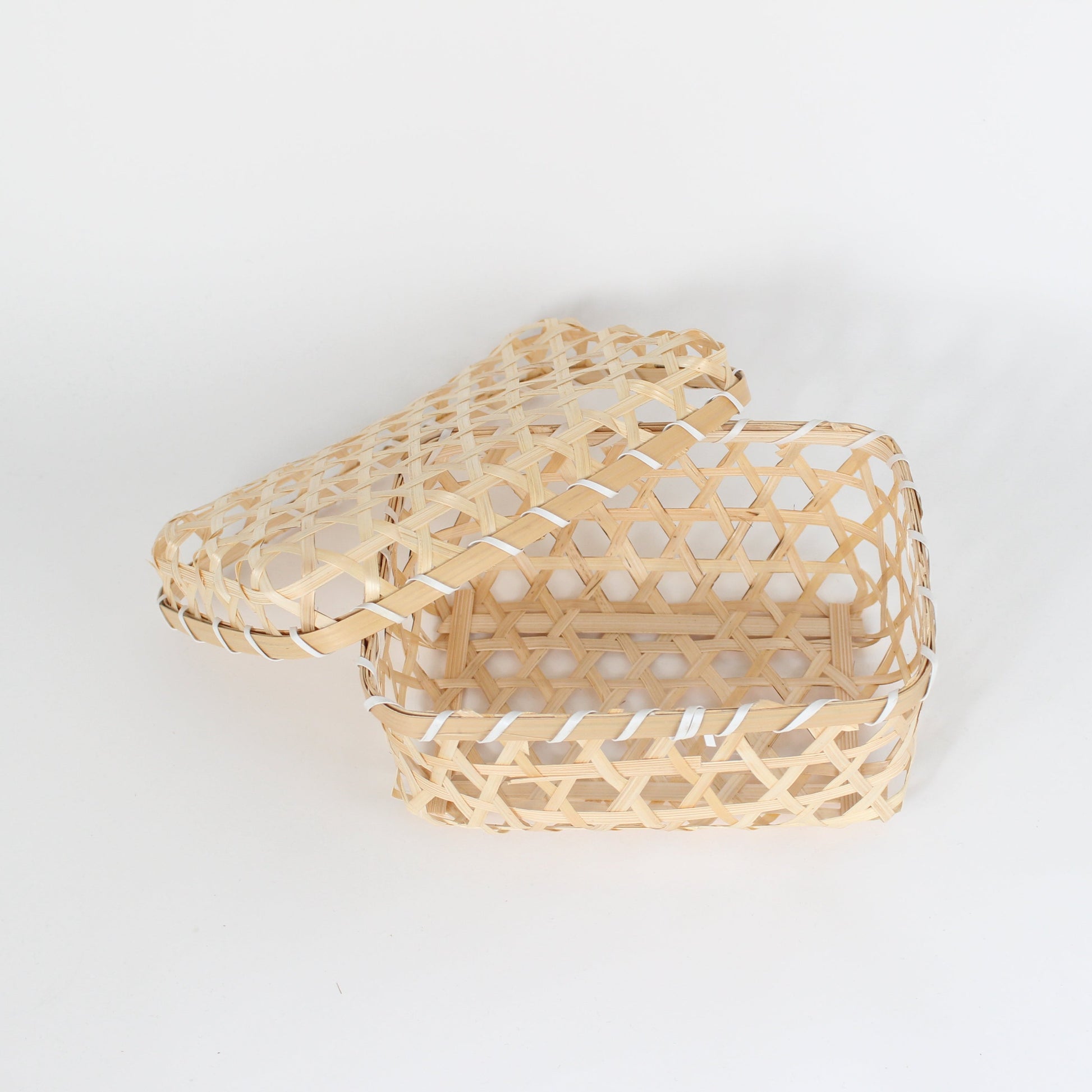 Handcrafted Retro Woven Lidded Bamboo Baskets, 3 Sizes