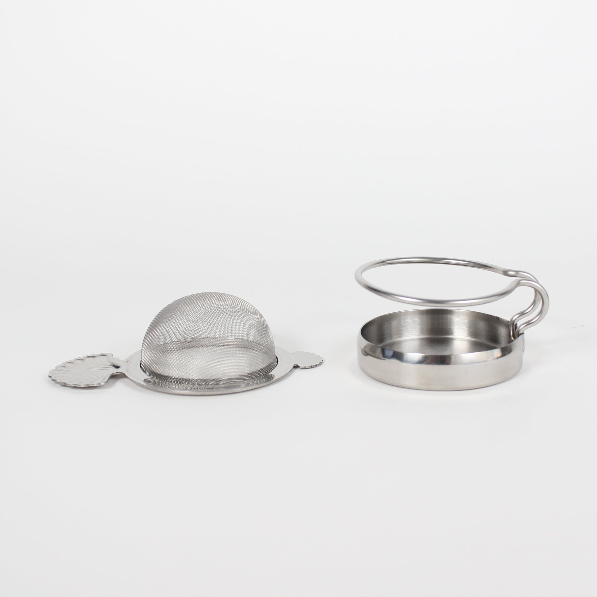 Japanese Stainless Steel Shell Motif Tea Strainer &amp; Stand