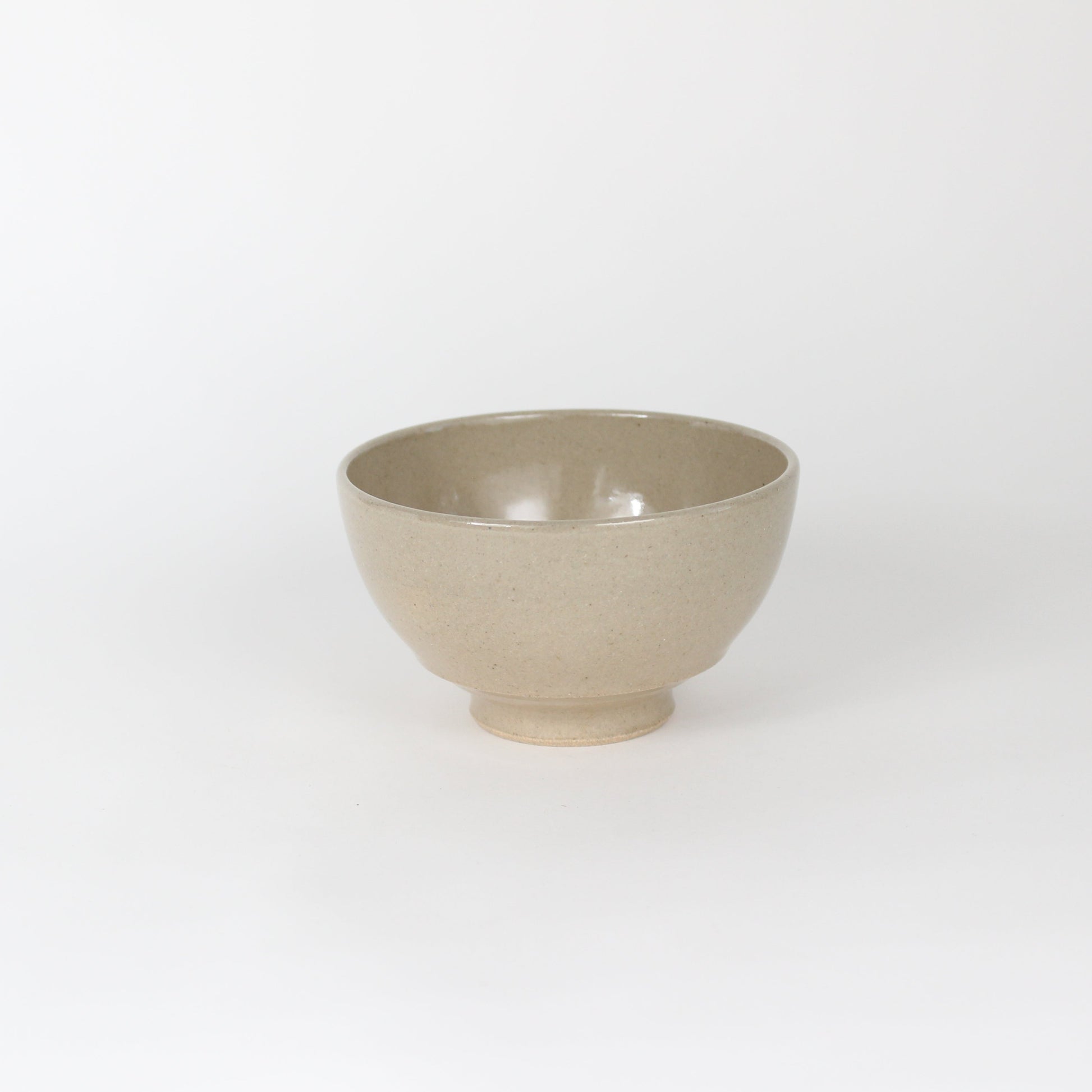 Japanese Porcelain Hime Chawan Tea Bowl, Beige Ash Glazed