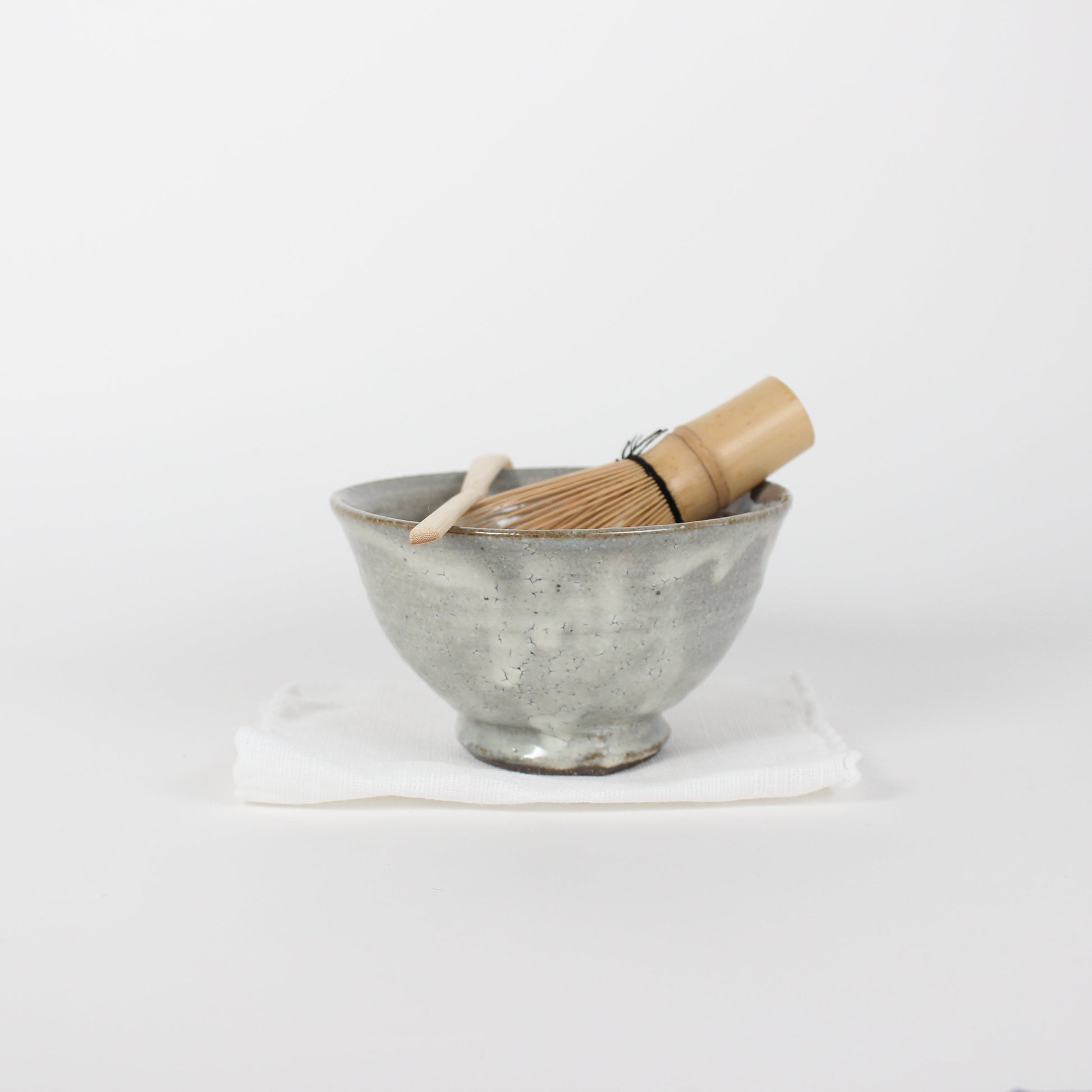 Japanese Kohiki Mino-Yaki Chawan