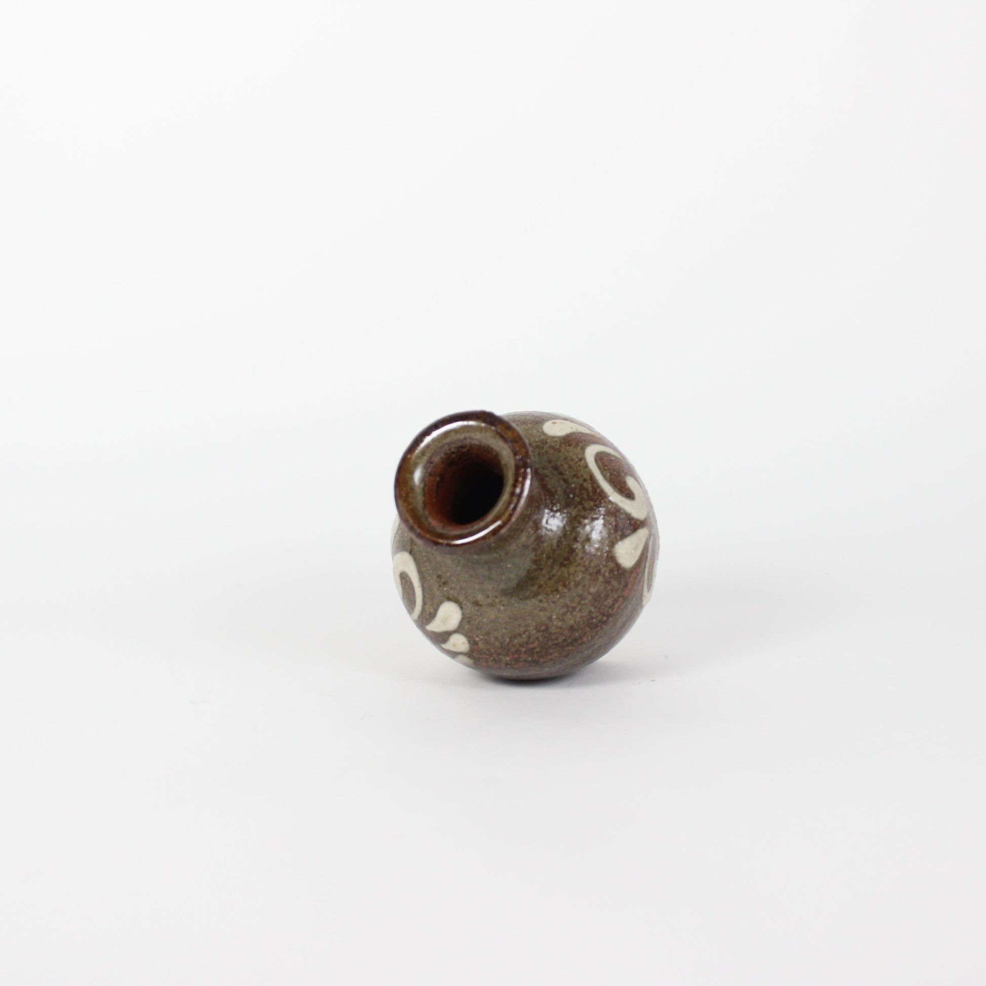 Japanese Yomitanyama Small Ceramic Vase