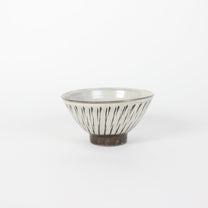 Japanese Onta-Yaki Tobikana Ceramic Bowl