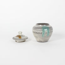 Japanese Onta-Yaki Tobikana Ceramic Lidded Jar