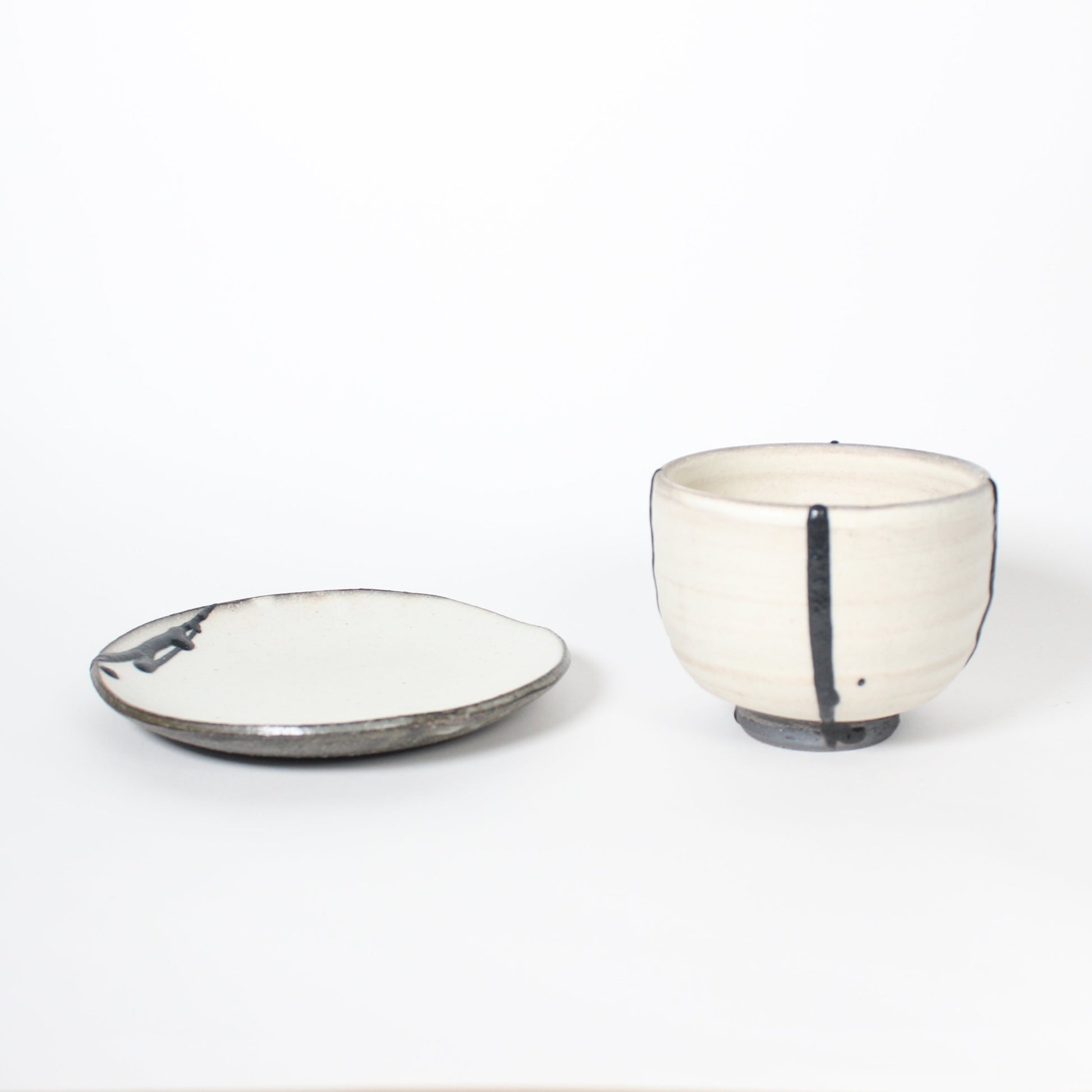 Japanese Shigaraki Itchin-Gaki Ceramic Bowl &amp; Saucer (Set)
