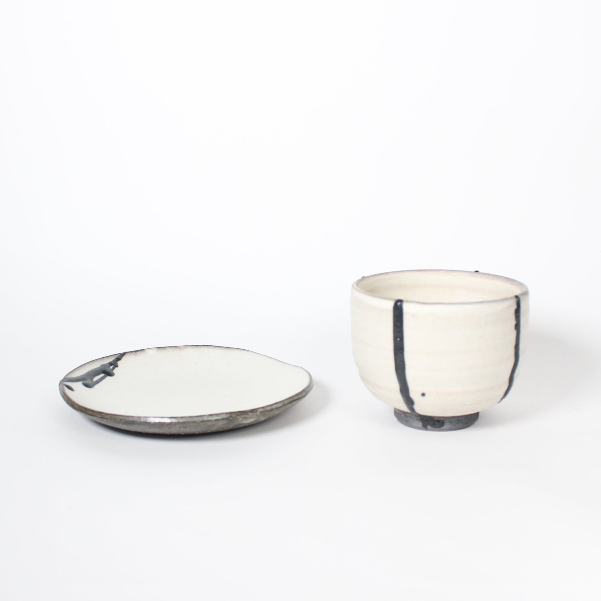 Japanese Shigaraki Itchin-Gaki Ceramic Bowl &amp; Saucer (Set)