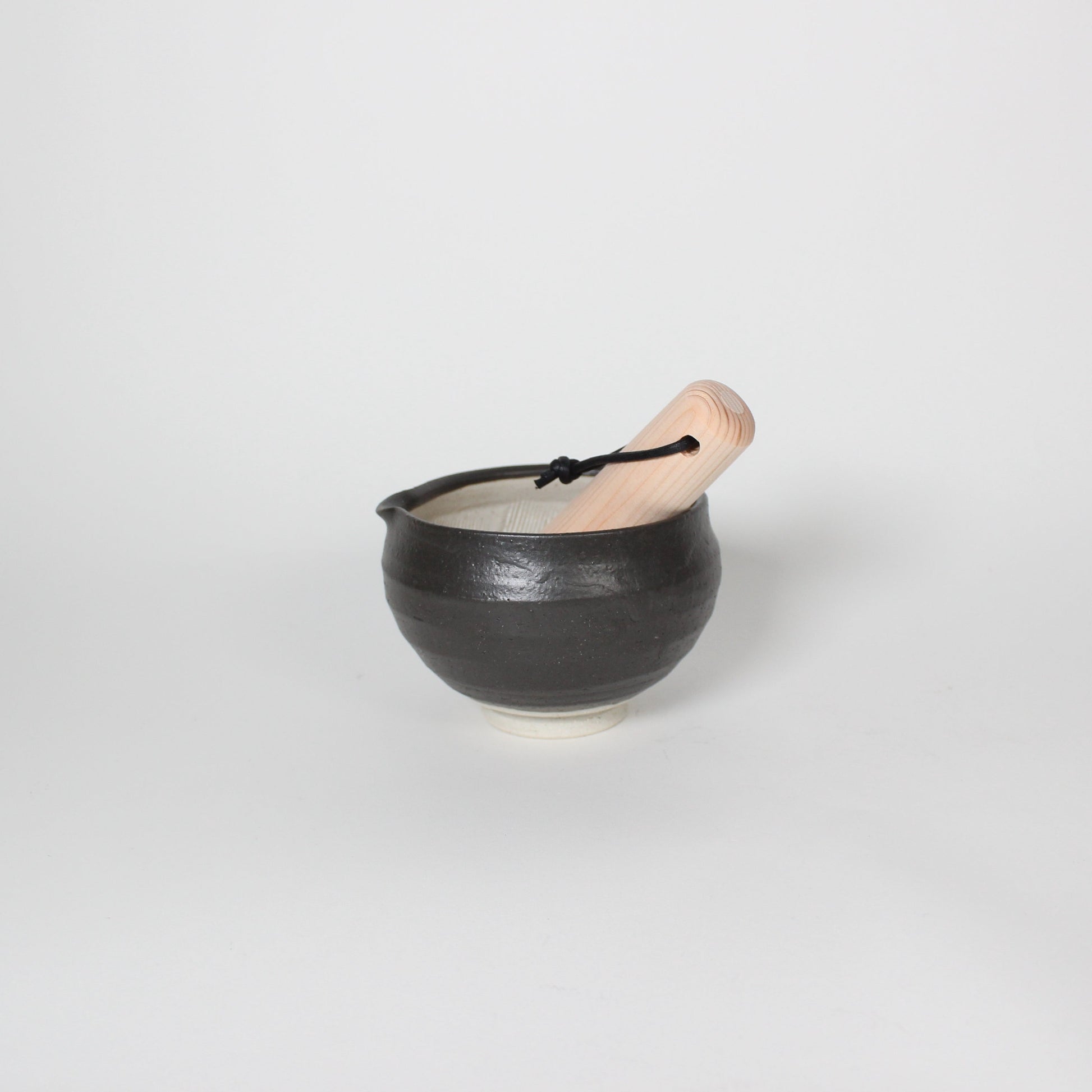 Japanese Mino-ware Ceramic Mortar, Black
