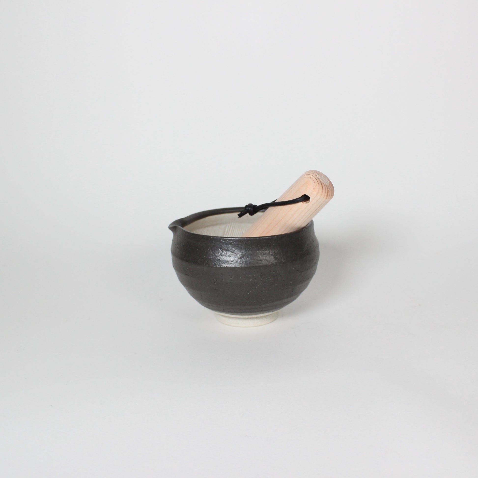 Japanese Mino-ware Ceramic Mortar, Black