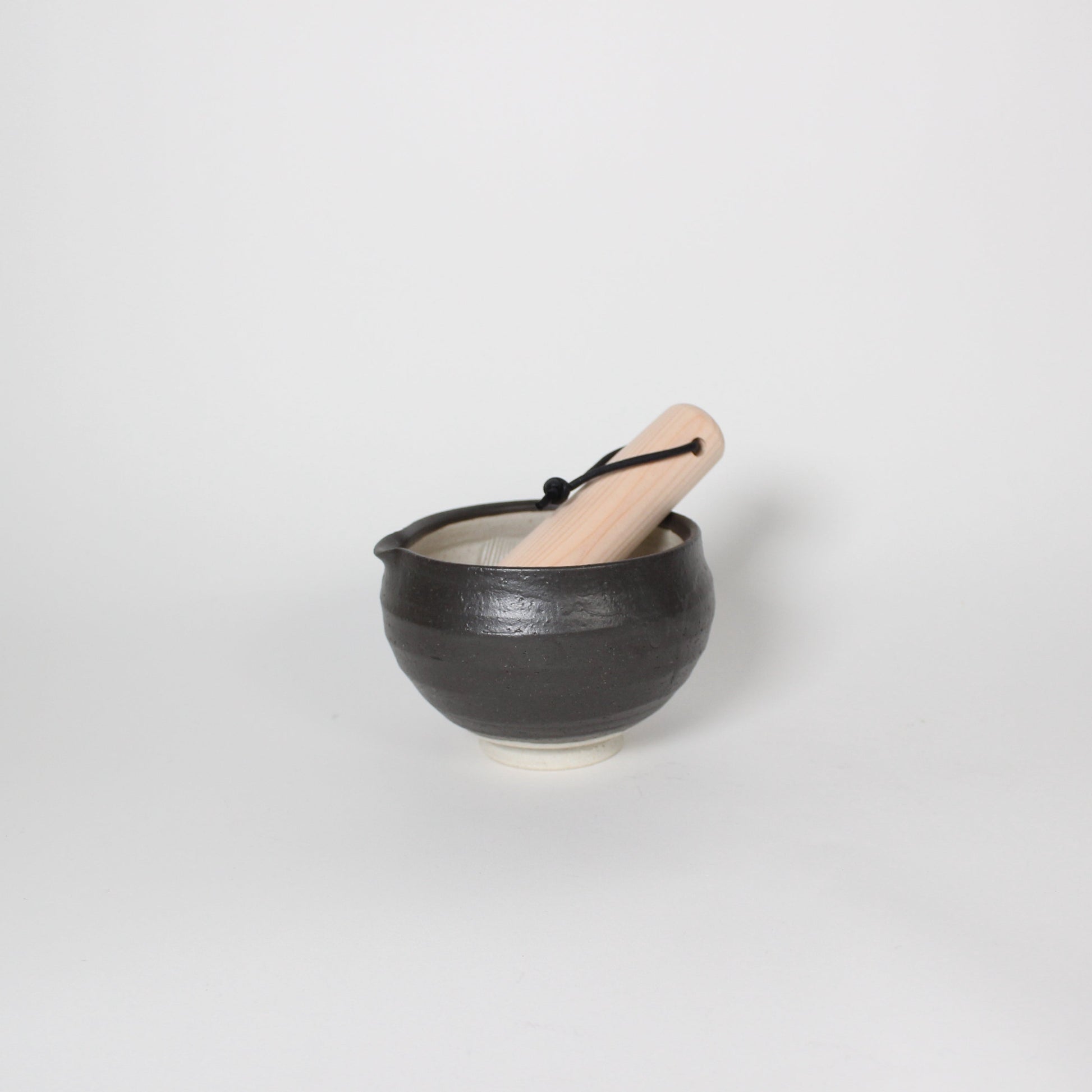 Japanese Mino-ware Ceramic Mortar, Black