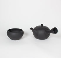 Japanese Tokoname Ceramic Kyusu Tea Pot, Unglazed Iron Black