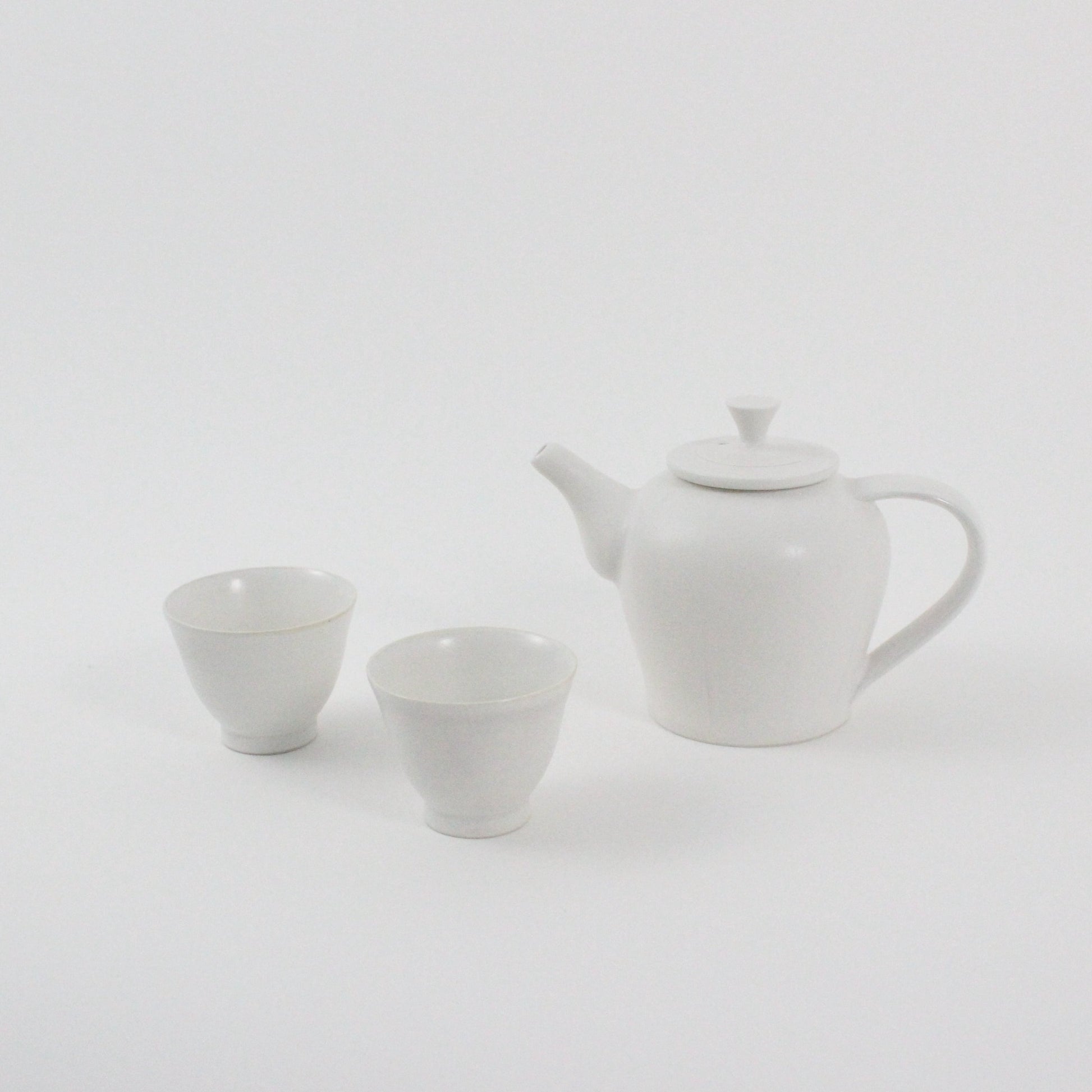 Korean Porcelain Dado Set