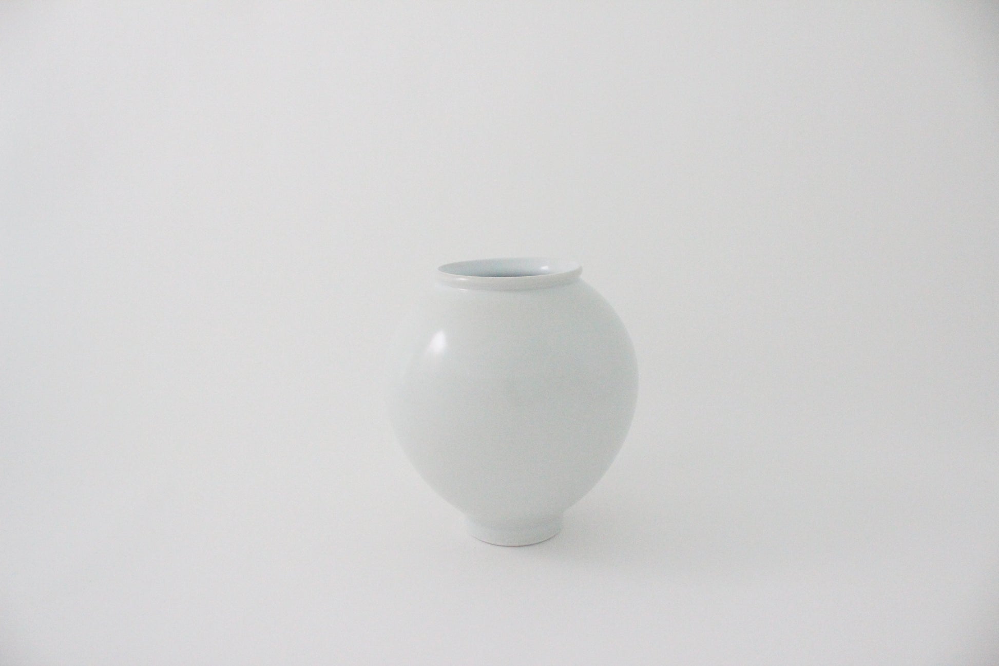 Korean Porcelain White Baekja Moon Jar