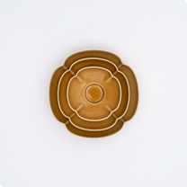 Japanese Mizu-mizu Porcelain Round Floral Plate, M